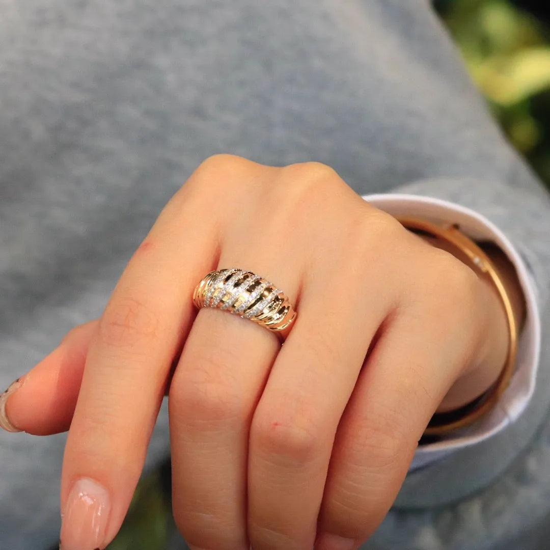 Bague large argent 925 doré bicolore pavée cristaux - détail bicolore
