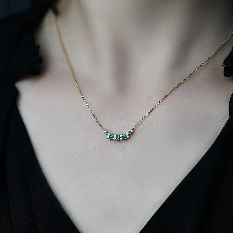 Collier argent 925 plaqué or zircons vert et blanc - porté cou