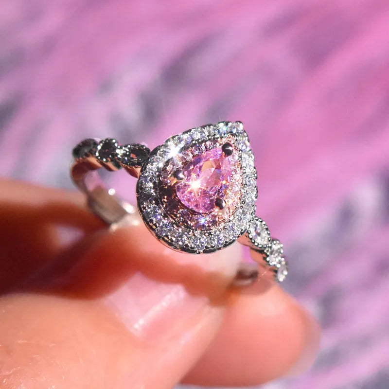 Bague acier inoxydable pierre rose goutte halo cristaux - détail pierre
